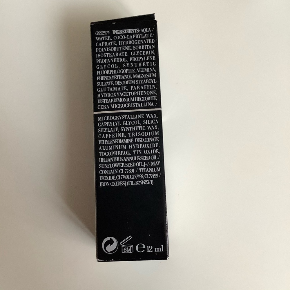 Giorgio Armani Multi Purpose Glow Concealer in shade 1.5 - Picture 4 of 4